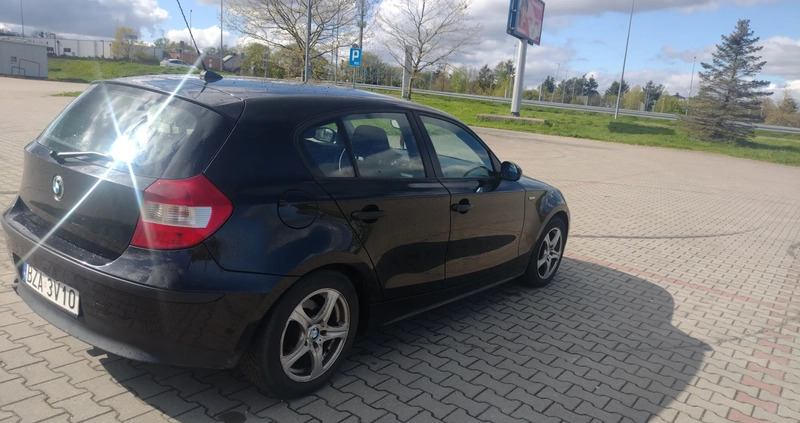 BMW Seria 1 cena 12500 przebieg: 242000, rok produkcji 2006 z Gdańsk małe 79